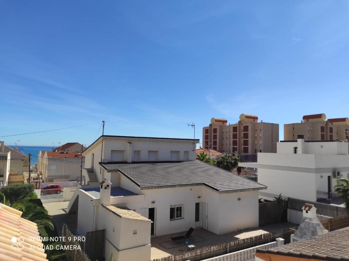 Bungalow Soleado A 100 Metros De La Playa La Mata  Dış mekan fotoğraf